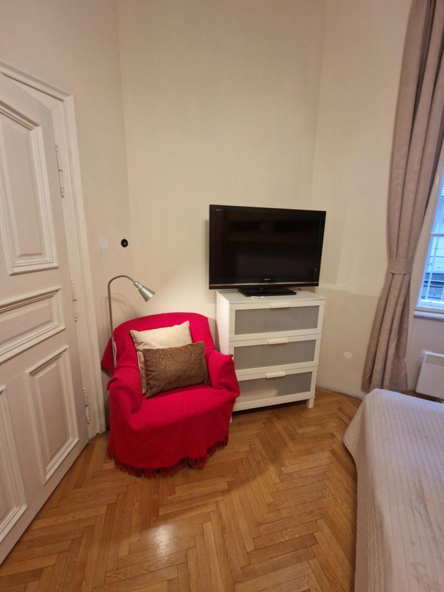 M Apartment